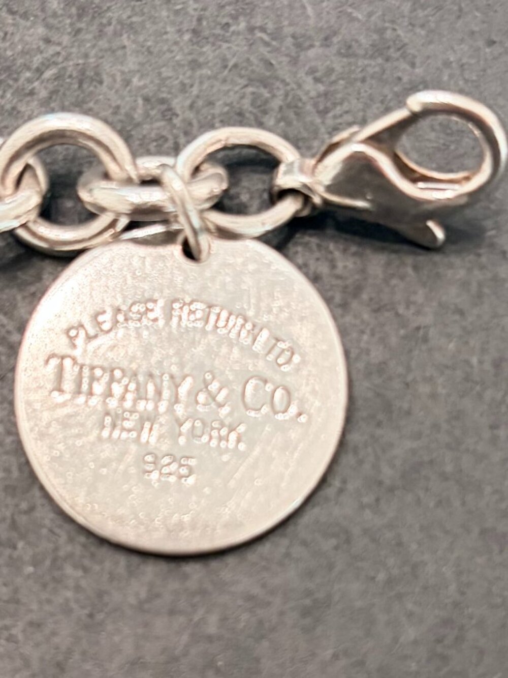 Return to Tiffany Disc Charm Bracelet (Authentic) - Picture 3 of 5